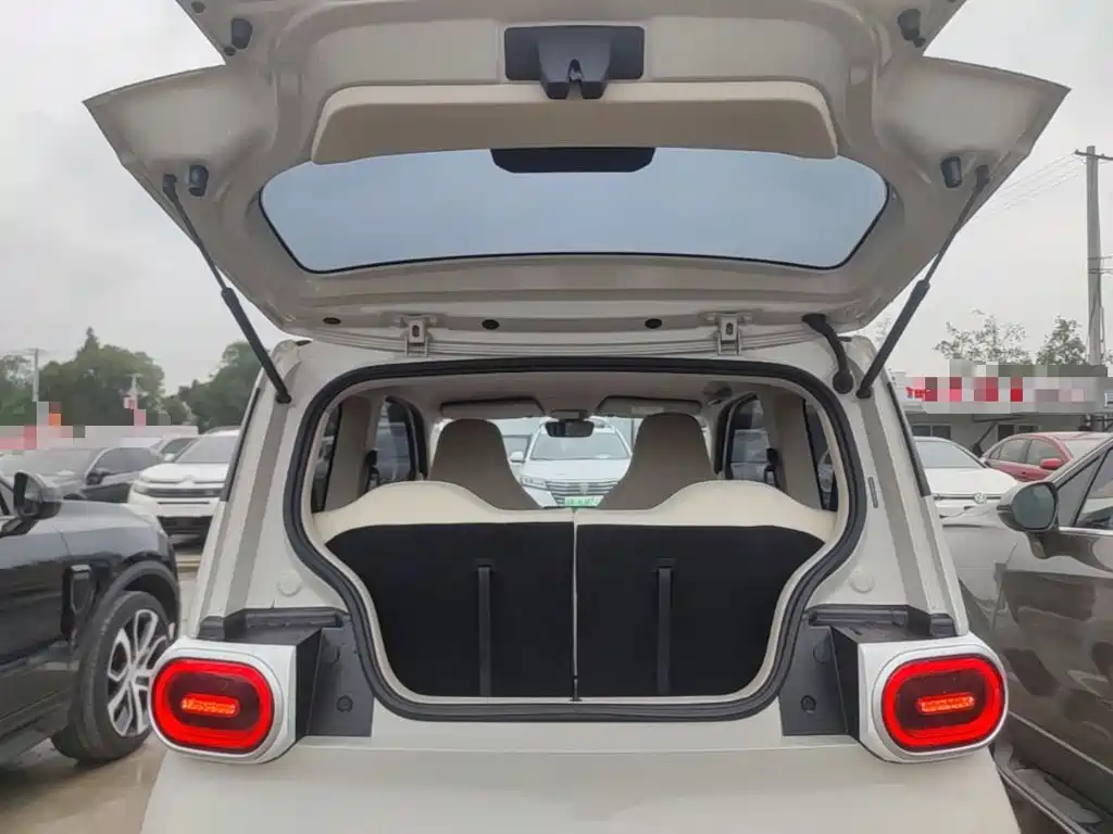 Wuling MINIEV — миниатюра 19