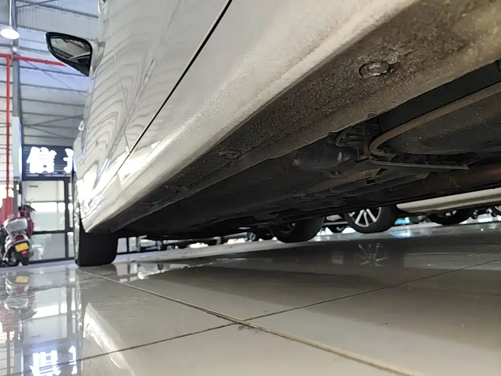 Hyundai Elantra Langdong — миниатюра 22