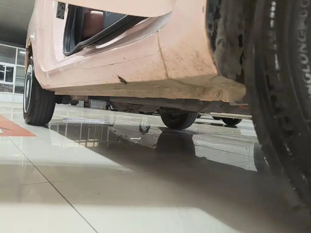 Wuling MINIEV — миниатюра 21