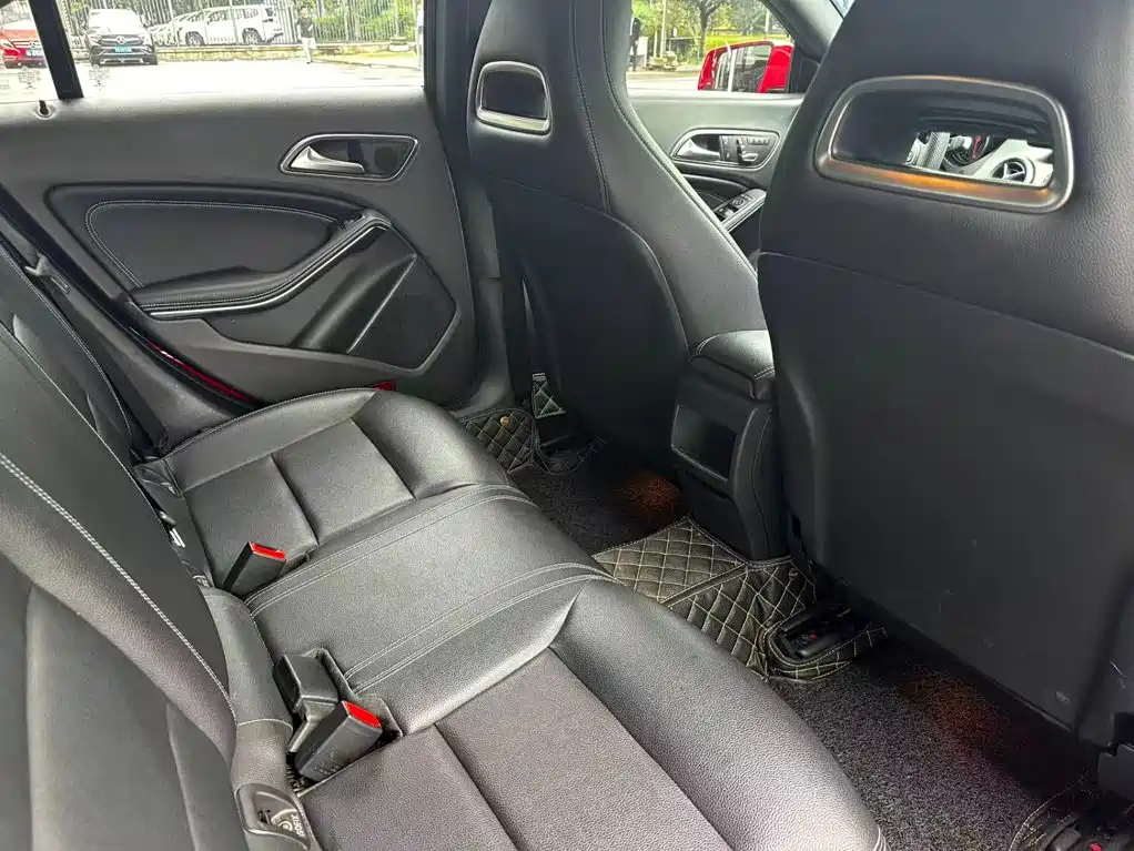 Mercedes-Benz CLA (Import) — миниатюра 16