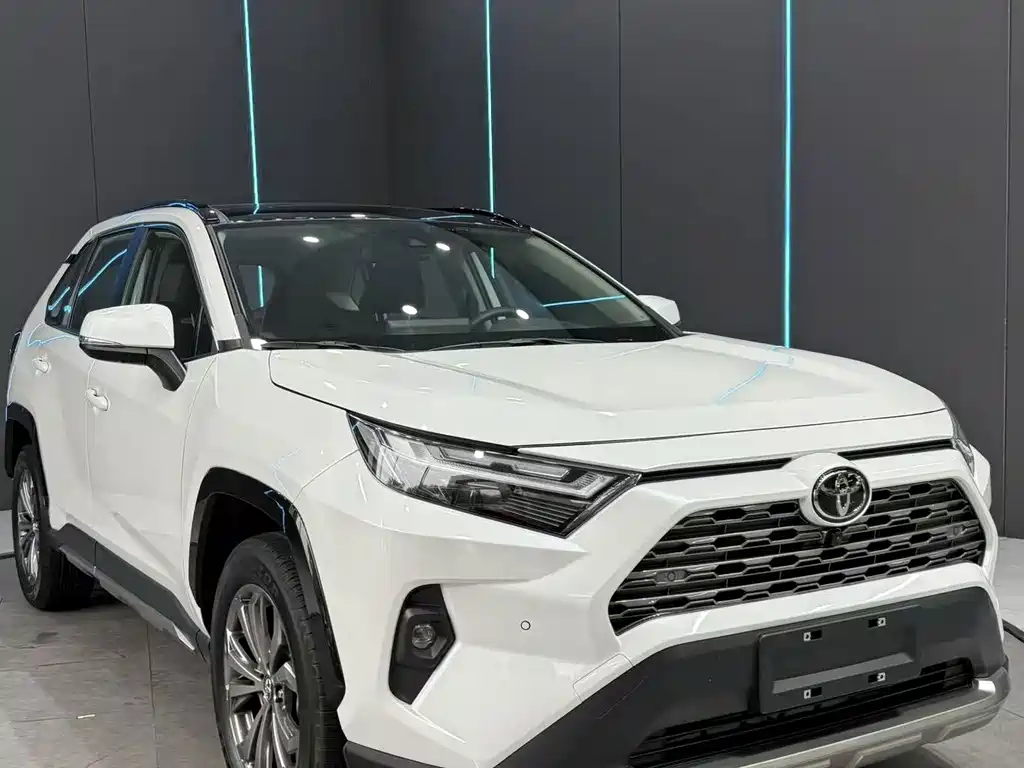 Toyota RAV4 — миниатюра 3