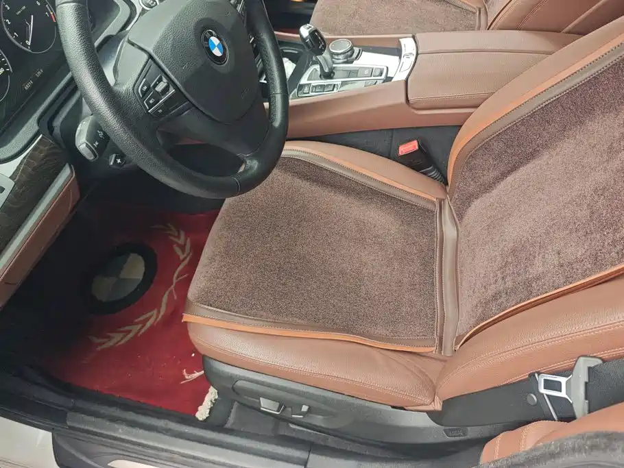 BMW 5 Series GT — миниатюра 9