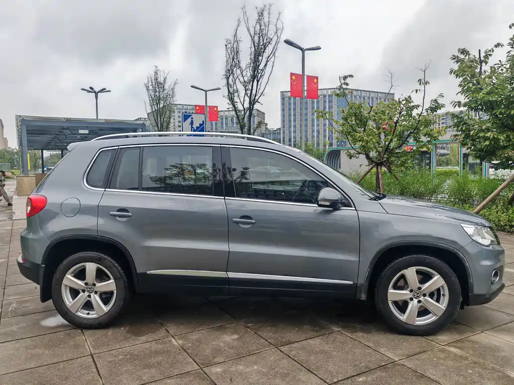 Volkswagen Tiguan — миниатюра 7