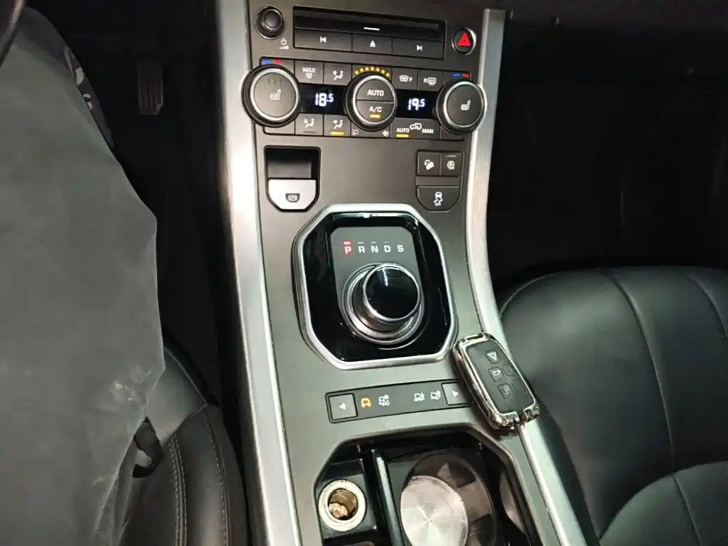 Land Rover Evoque — миниатюра 14