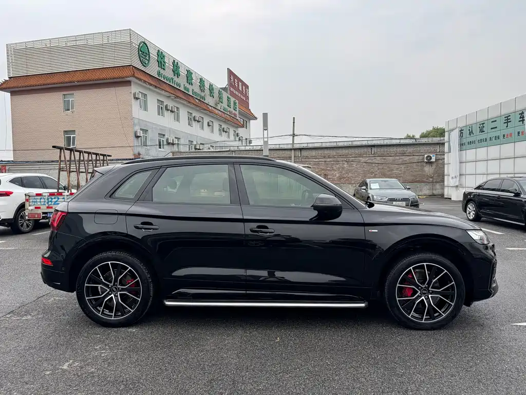 Audi Q5L — миниатюра 4