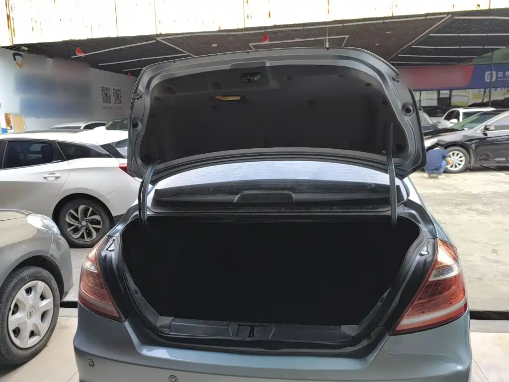 Geely Emgrand — миниатюра 19