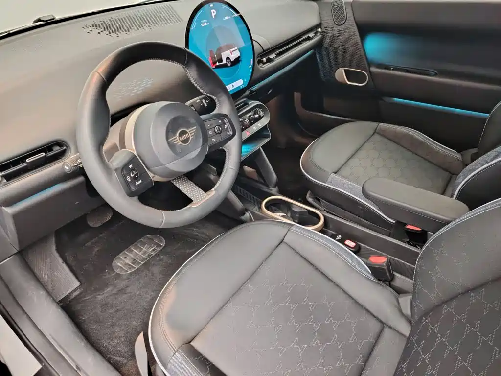 MINI MINI COOPER EV — миниатюра 6