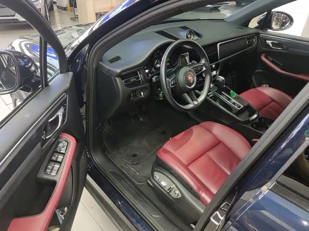 Porsche Macan — миниатюра 16