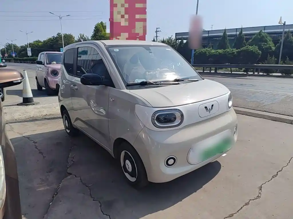 Wuling MINIEV — миниатюра 4