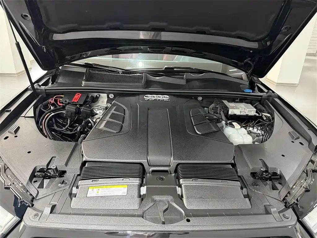 Audi Q7 — миниатюра 8