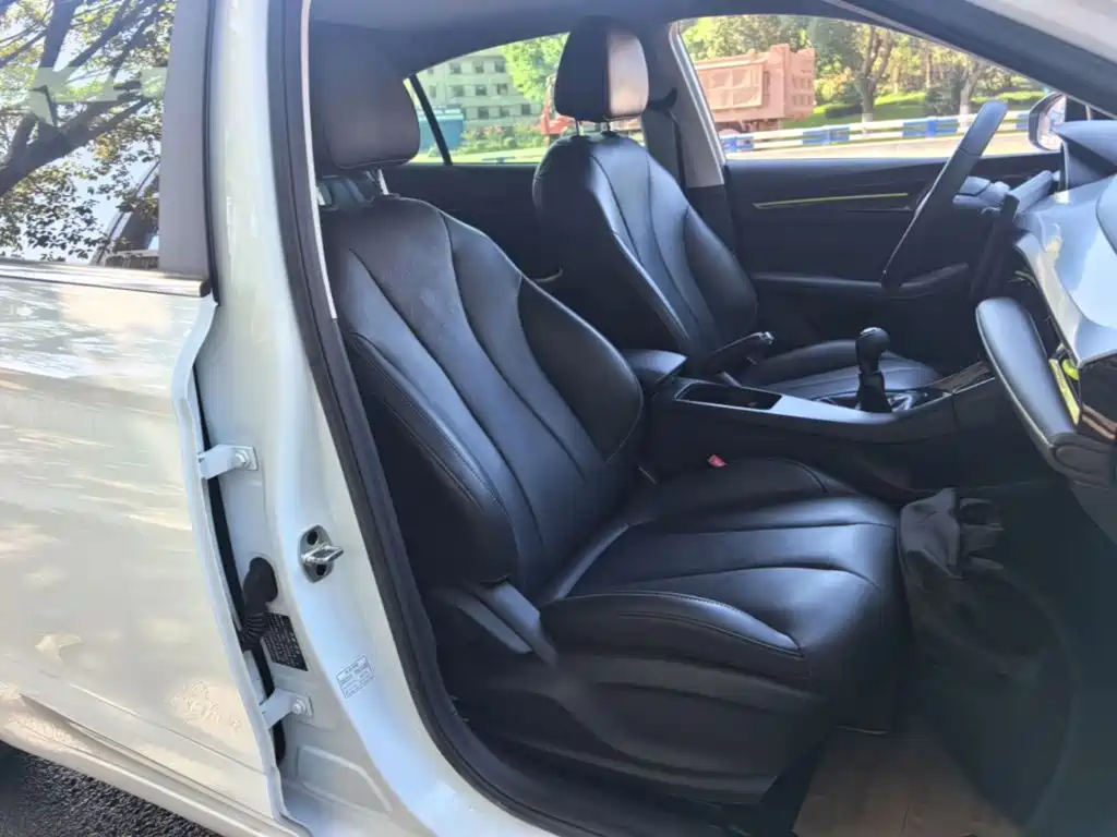 Roewe i5 — миниатюра 25