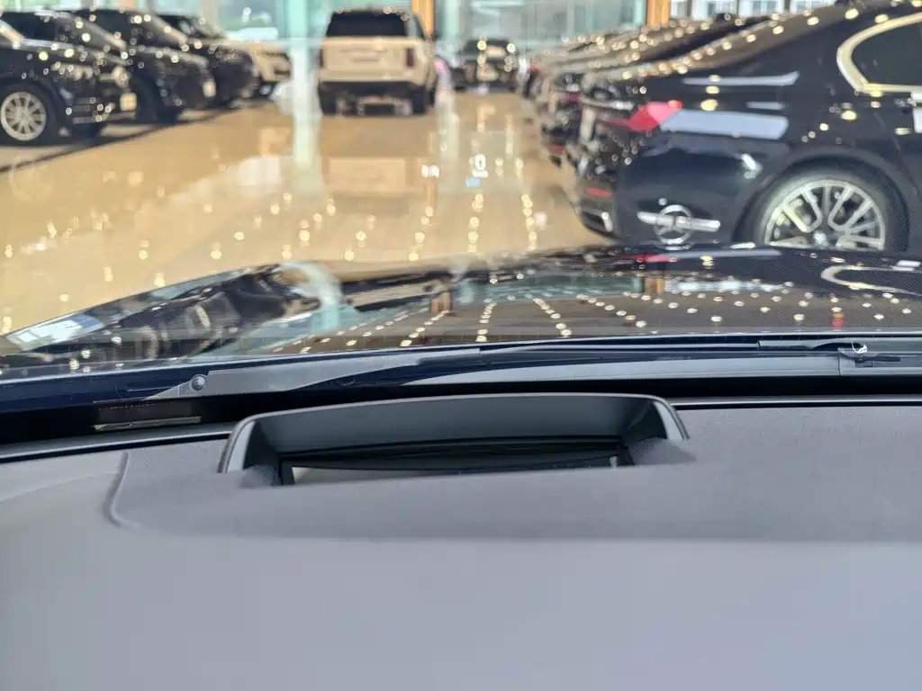 Mercedes-Benz S-Class — миниатюра 19