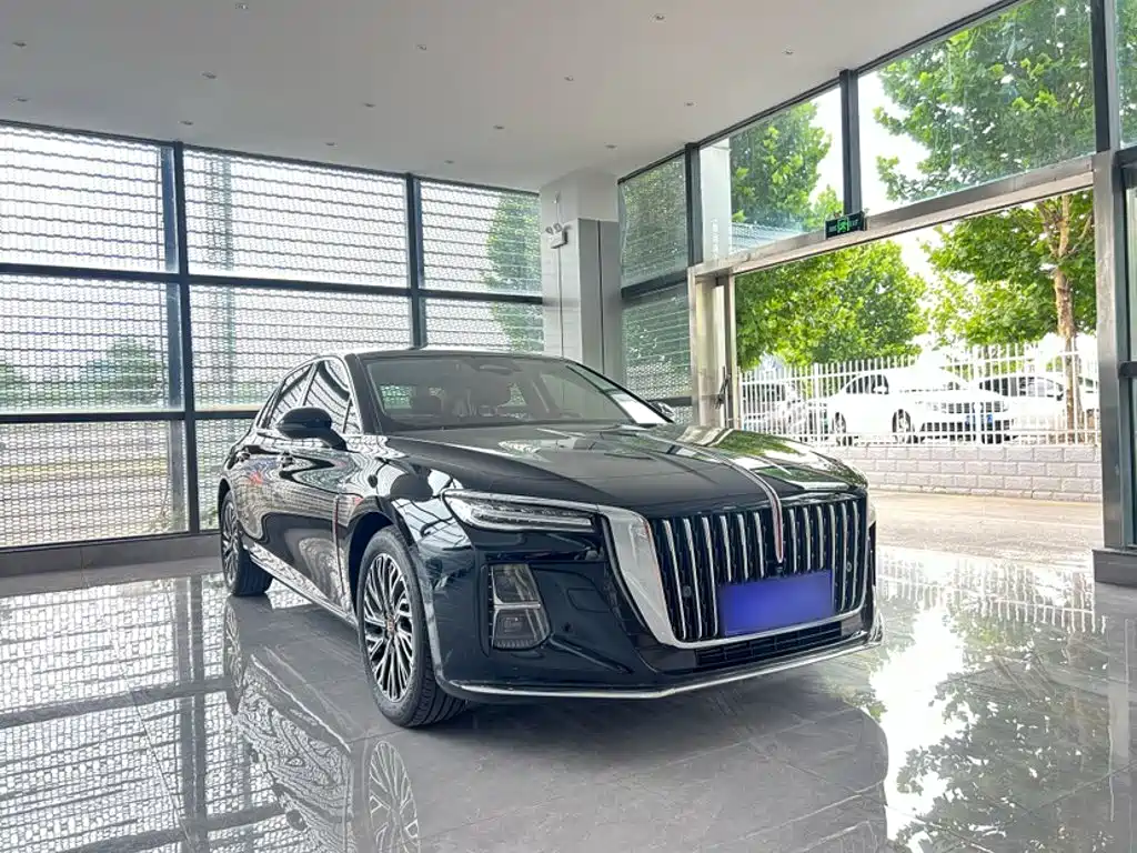 Hongqi H5 2025 2.0T AT