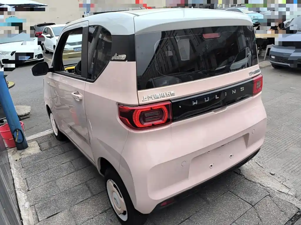 Wuling MINIEV — миниатюра 5