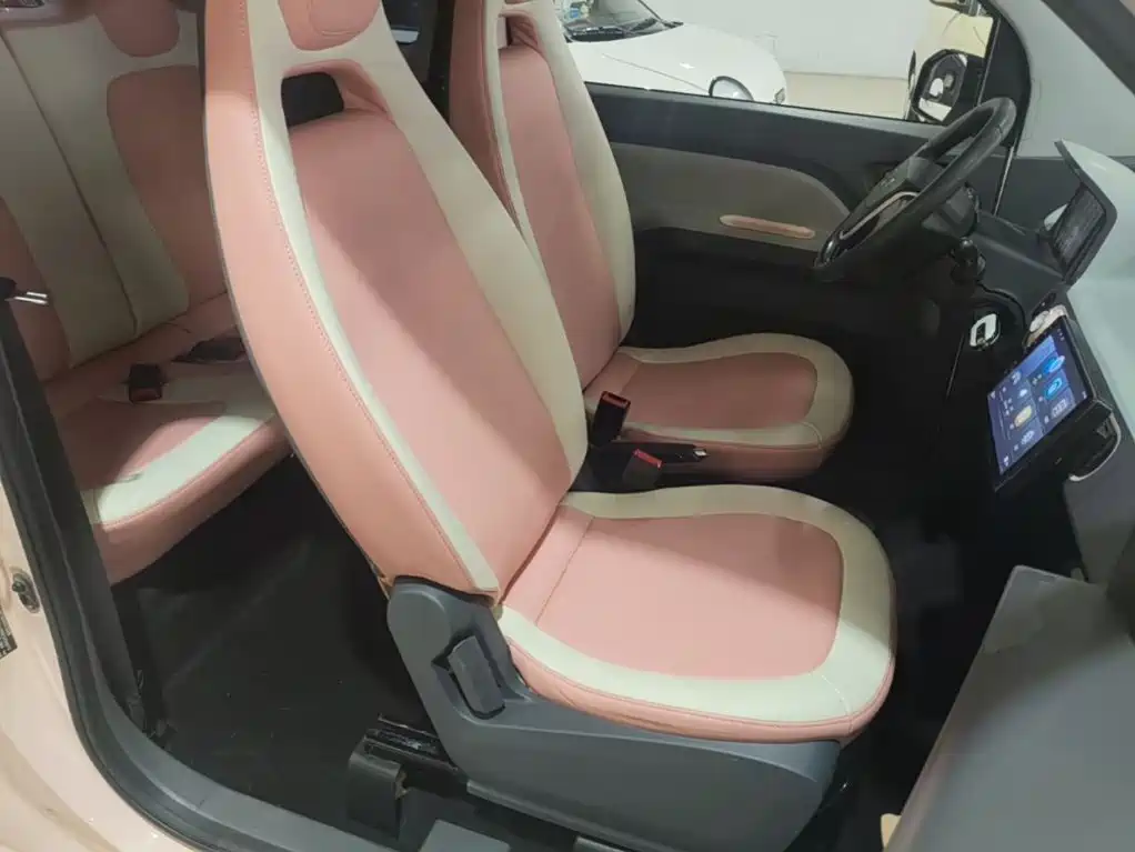 Wuling MINIEV — миниатюра 25