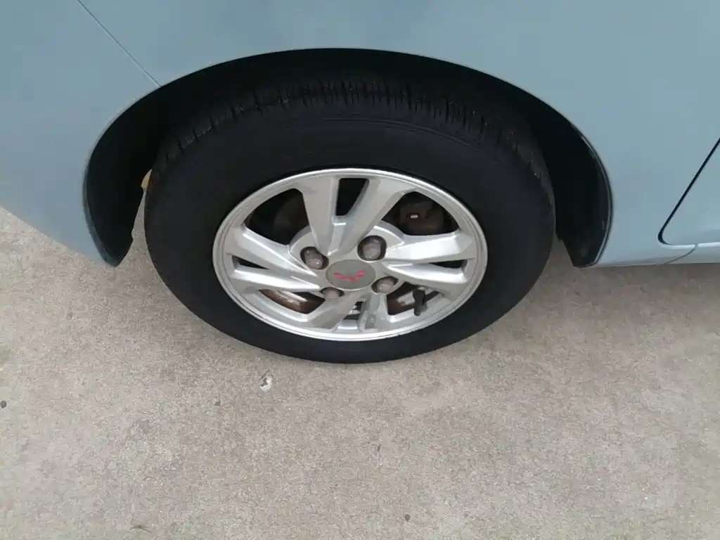 Wuling MINIEV — миниатюра 23
