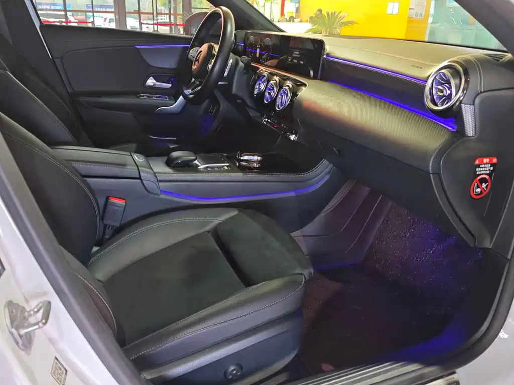 Mercedes-Benz A-Class A 2021 A 200 L Sport Fashion