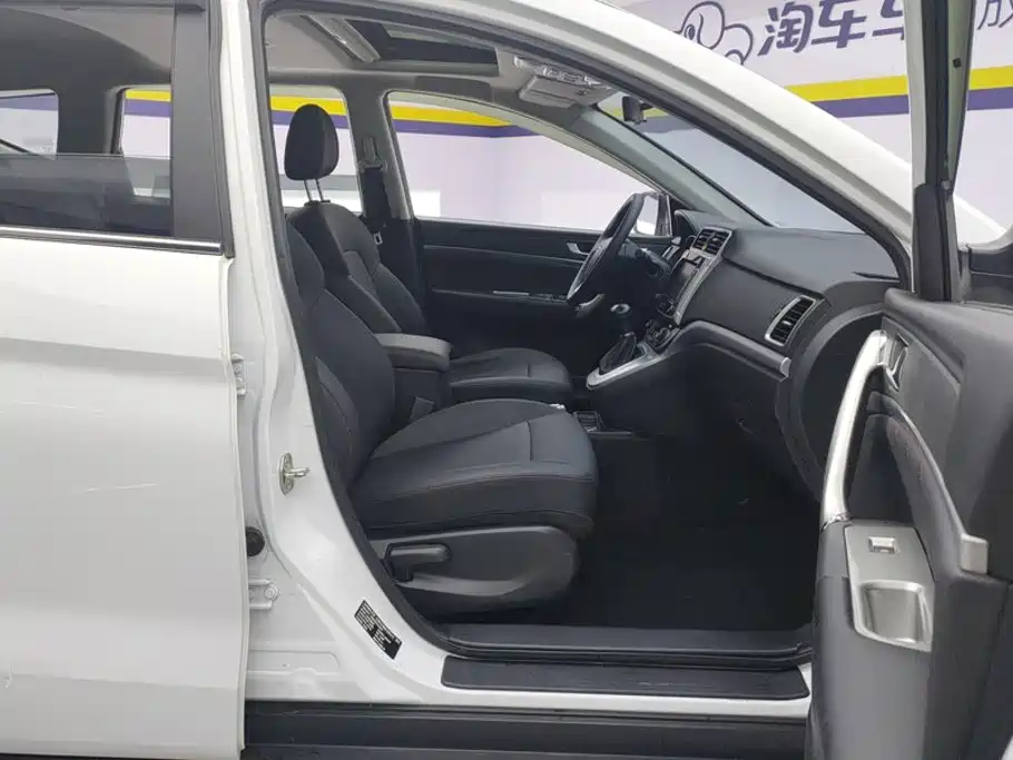Haval M6 — миниатюра 8