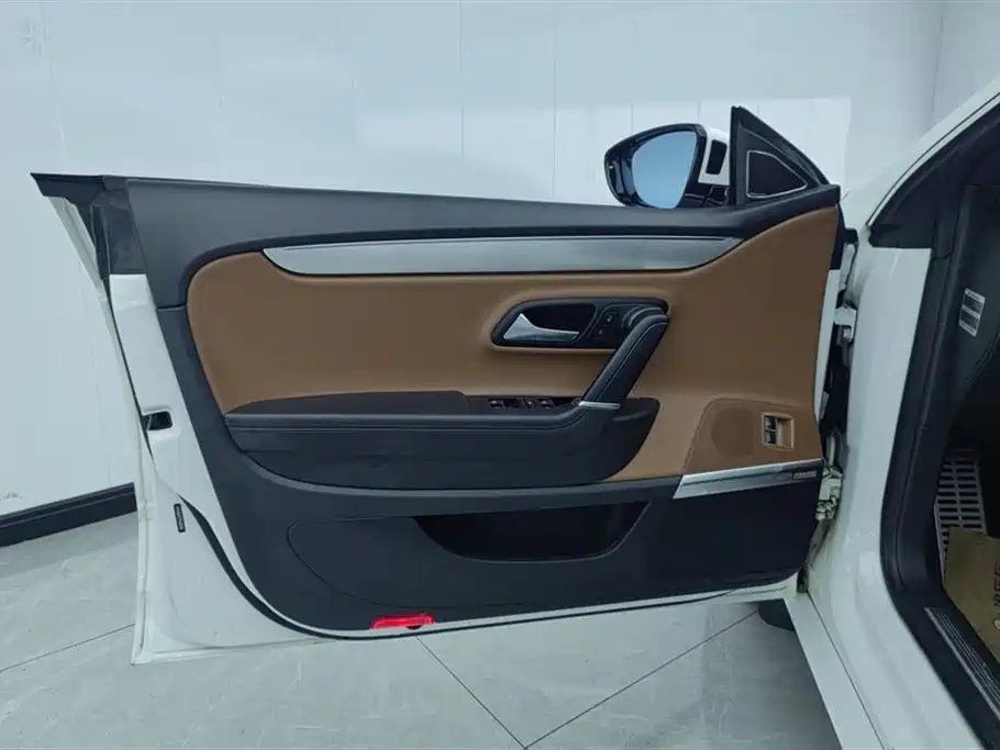 Volkswagen FAW - Passat CC CC 2016 2.0TSI