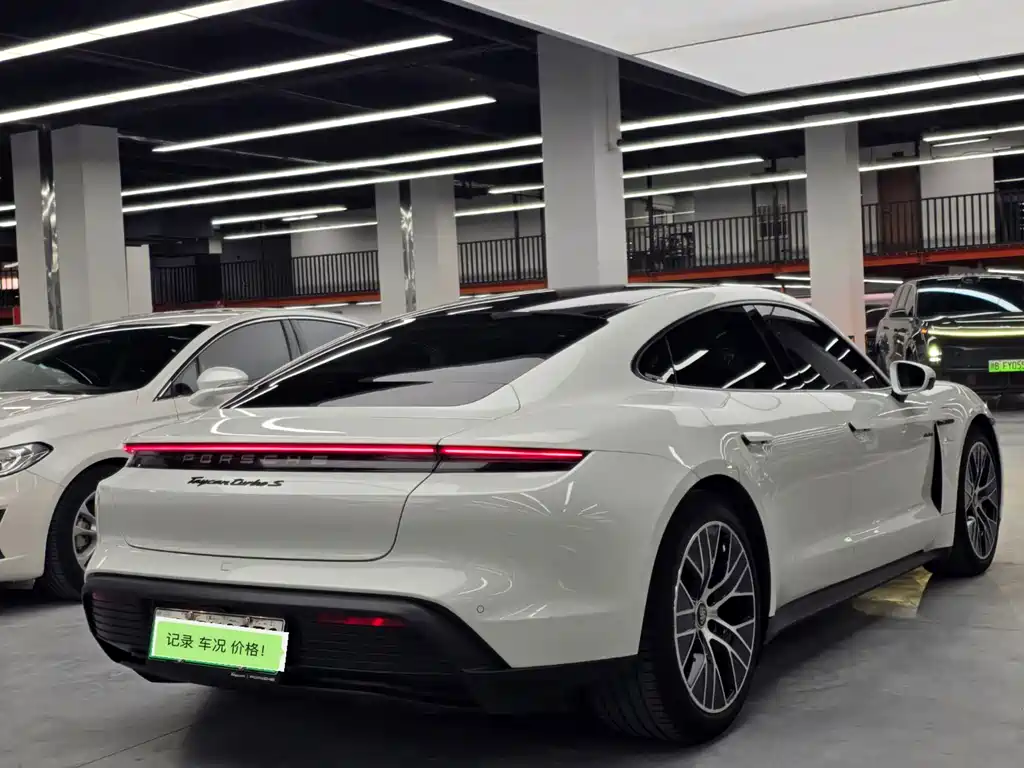 Porsche Taycan 2019 Taycan 4S