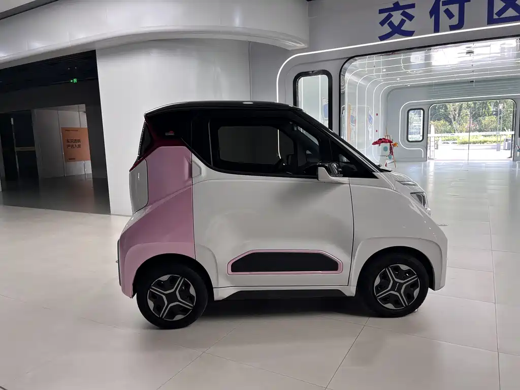 Wuling Nano EV — миниатюра 6
