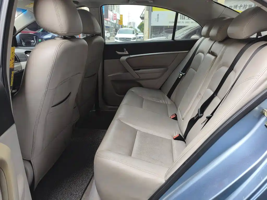 Geely Emgrand — миниатюра 17