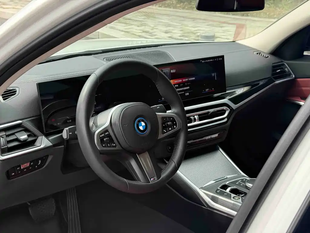 BMW i3 — миниатюра 4