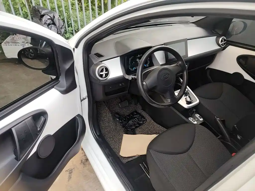 BYD e1 — миниатюра 16