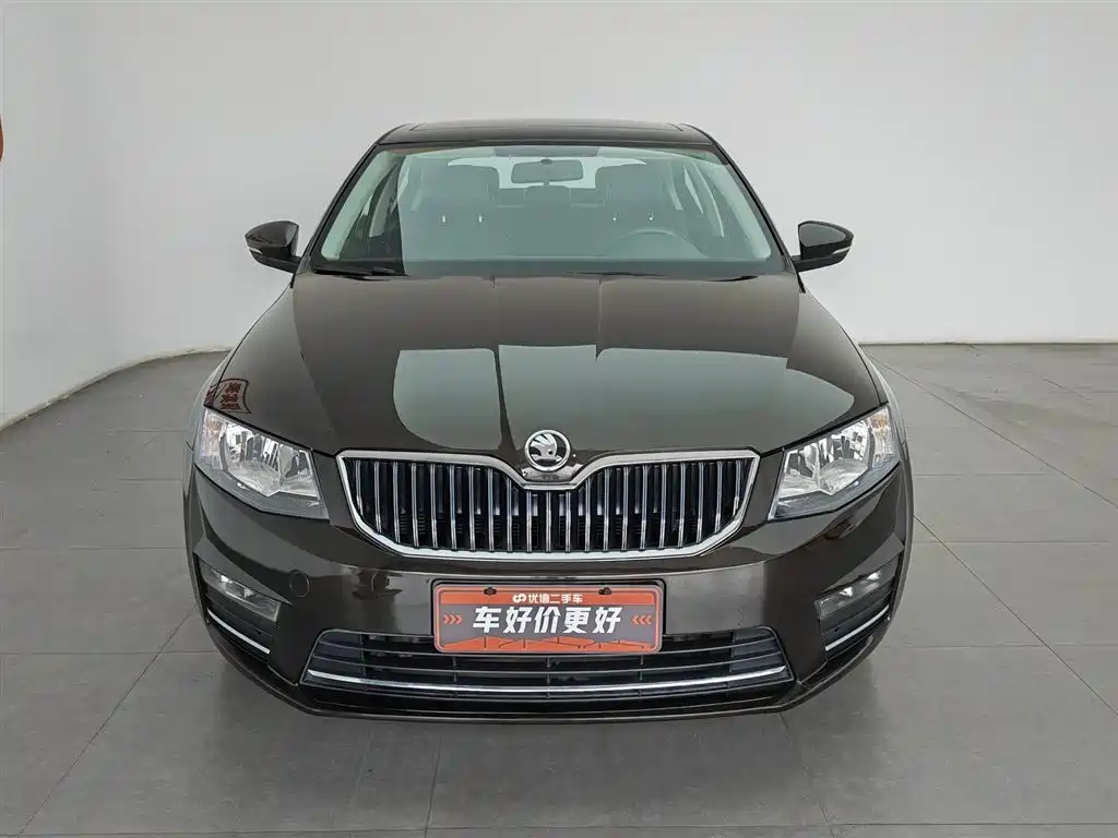 Skoda Octavia 2017 1.6L AT