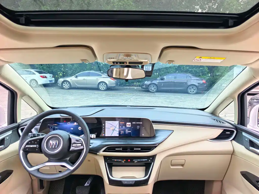 Buick GL8 Hybrid — миниатюра 12