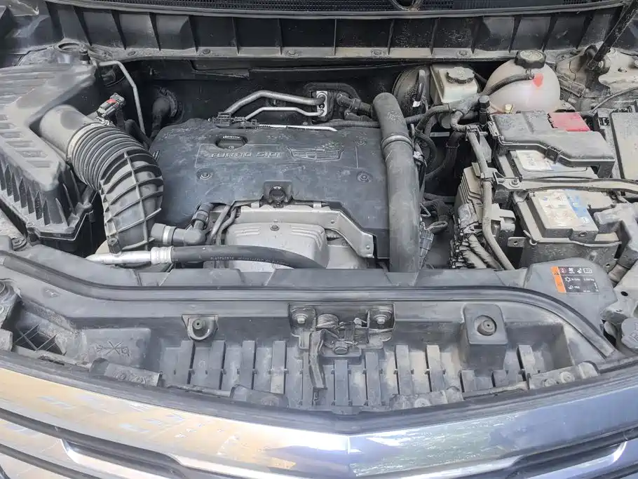 Cadillac XT5 — миниатюра 10
