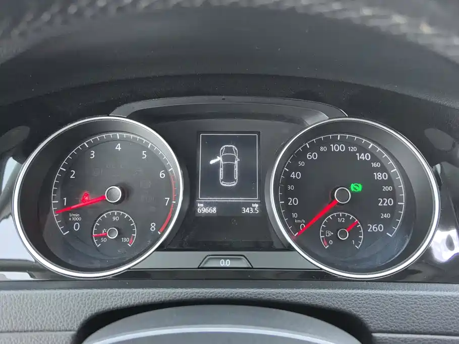 Volkswagen Golf — миниатюра 14