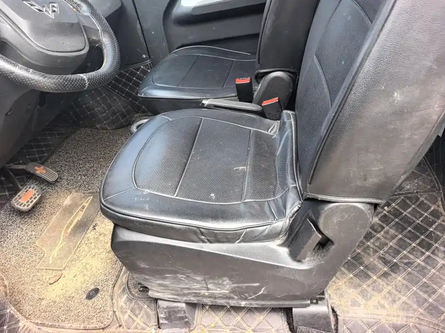 Wuling MINIEV — миниатюра 9