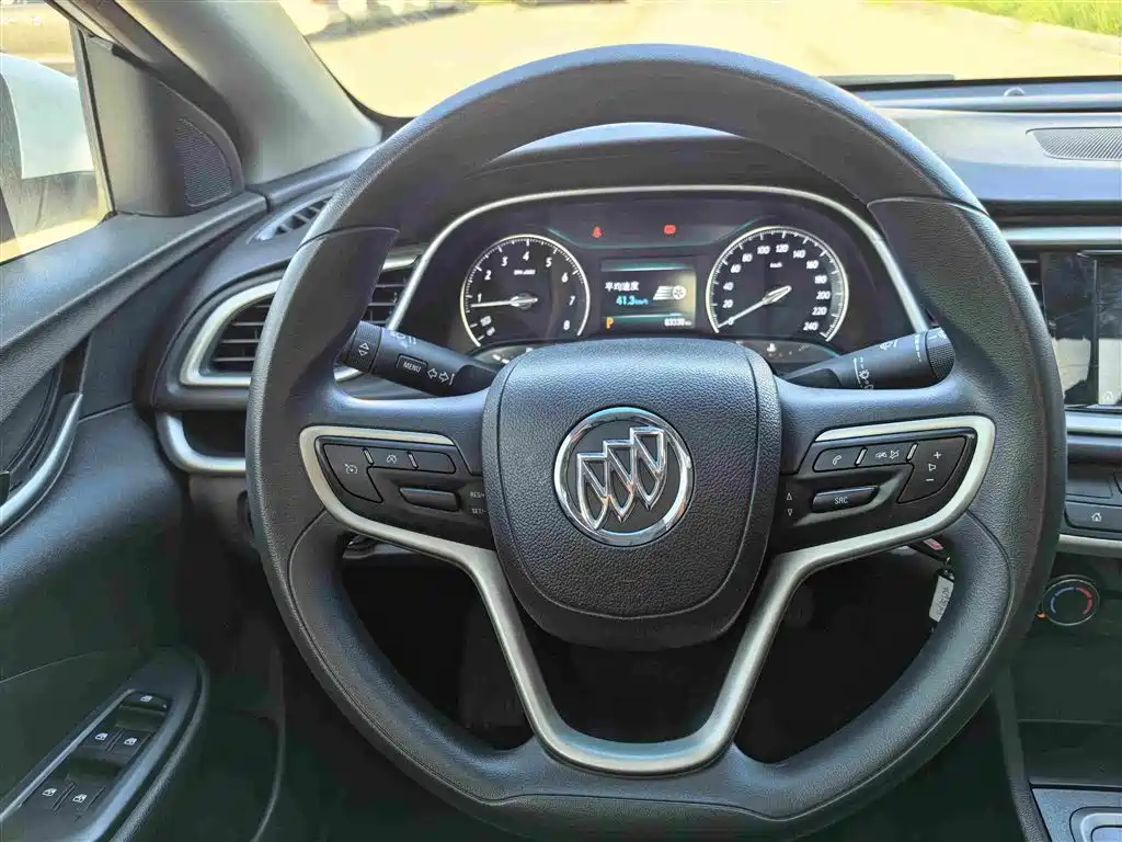 Buick Excelle — миниатюра 12