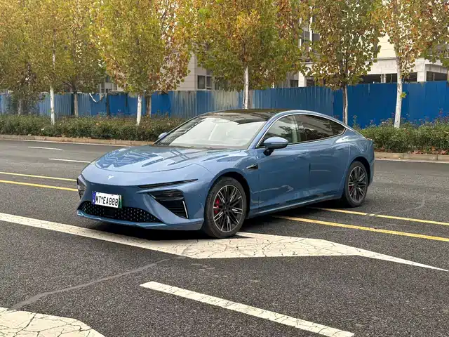 NEZHA AUTOMOBILE NEZHA S 2023