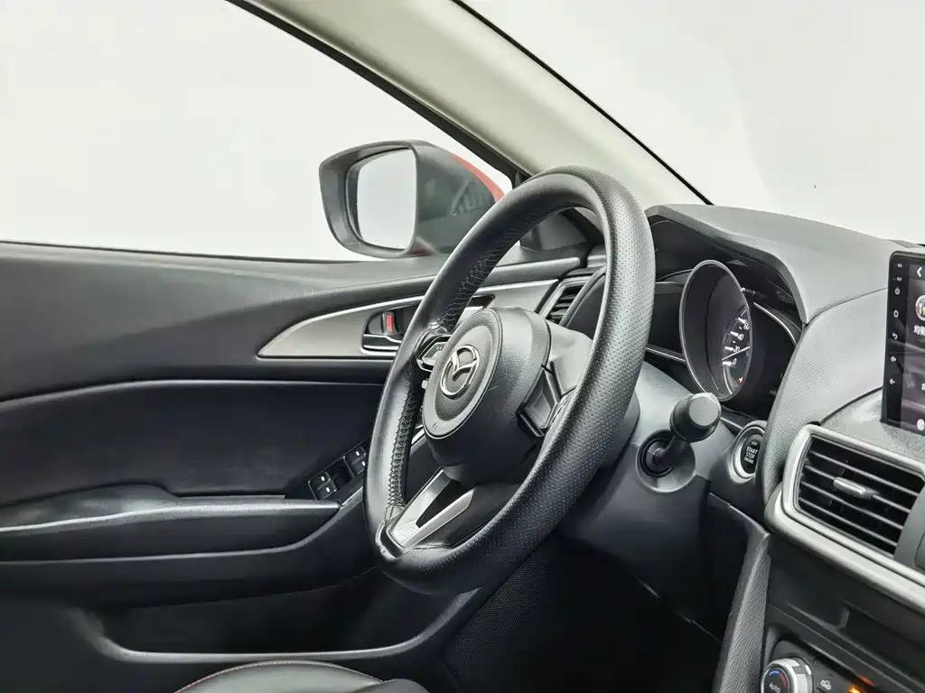 Mazda 3 Axela — миниатюра 22
