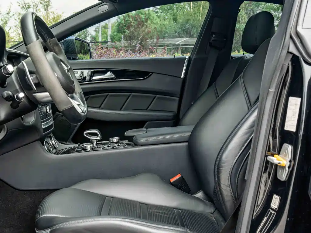 Mercedes-Benz CLS AMG — миниатюра 11
