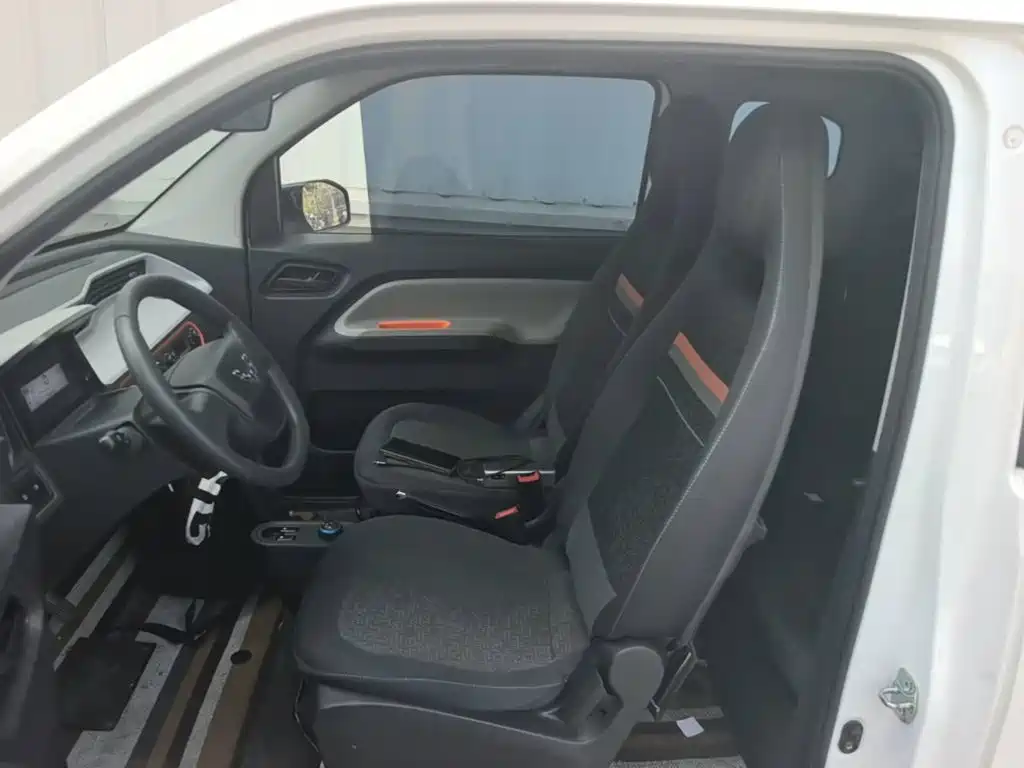Wuling MINIEV — миниатюра 15