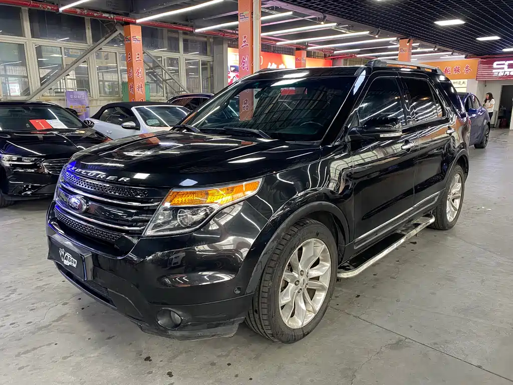 Ford Explorer (Import) 2014