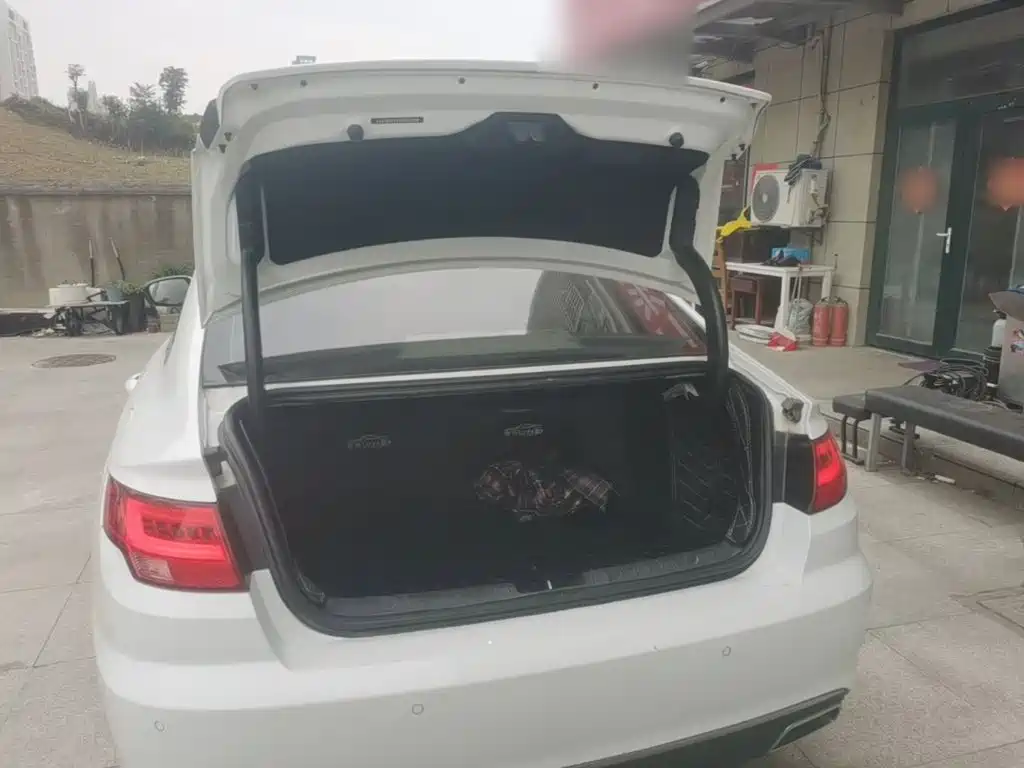 Geely Emgrand GL — миниатюра 19