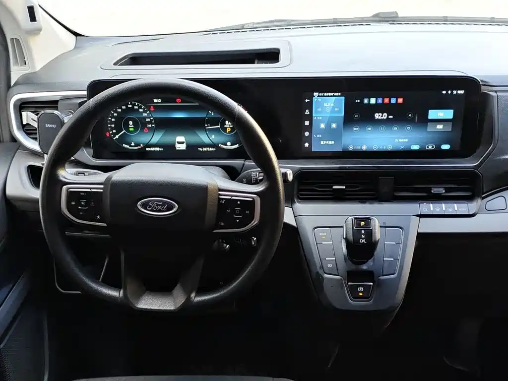 Ford Transit — миниатюра 9