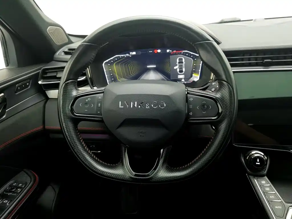 Lynk & Co 05 — миниатюра 11