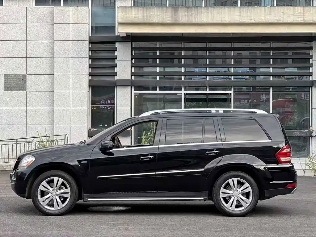 Mercedes-Benz GL-Class — миниатюра 9