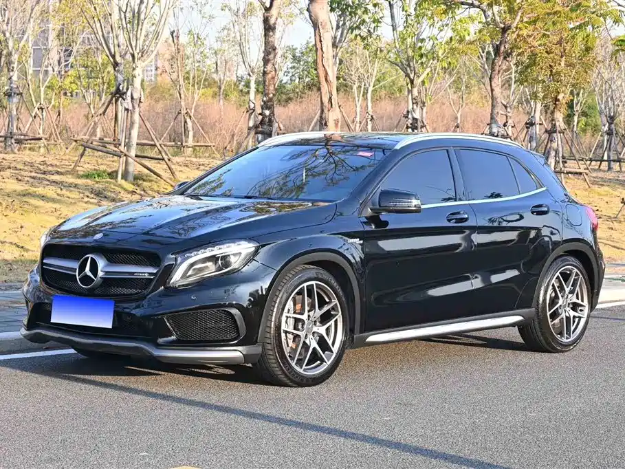 Mercedes-Benz GLA AMG 2015