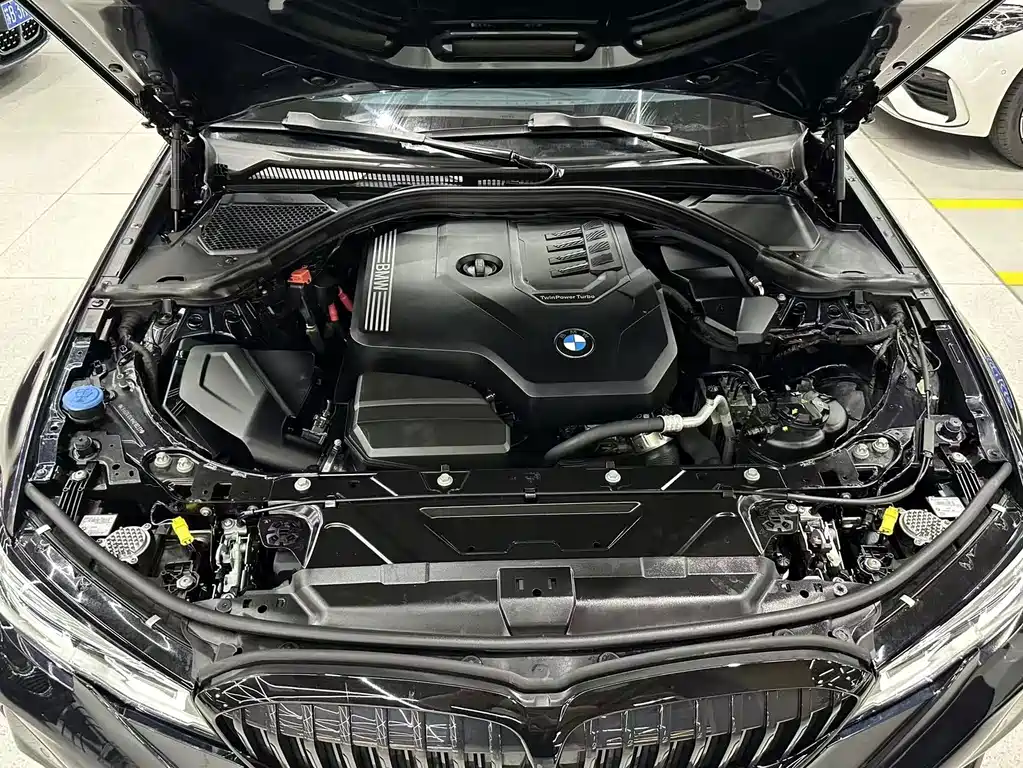 BMW 3 Series — миниатюра 18