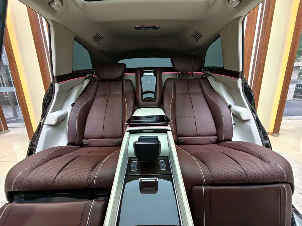 Mercedes-Benz GLS — миниатюра 16