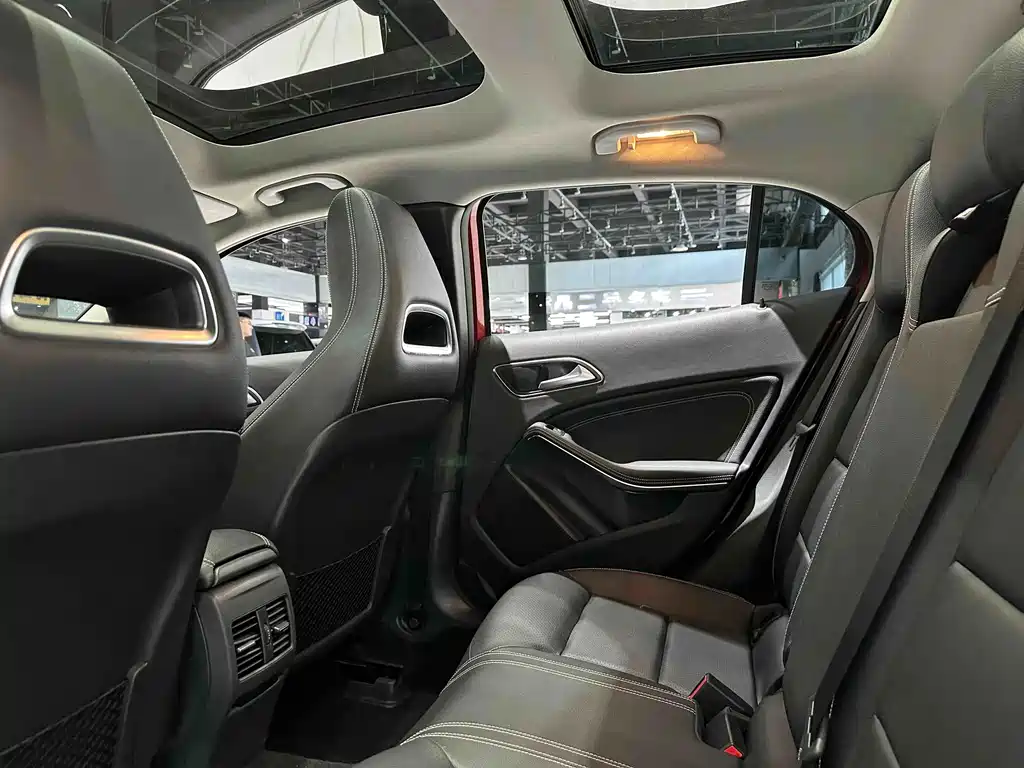 Mercedes-Benz GLA — миниатюра 15
