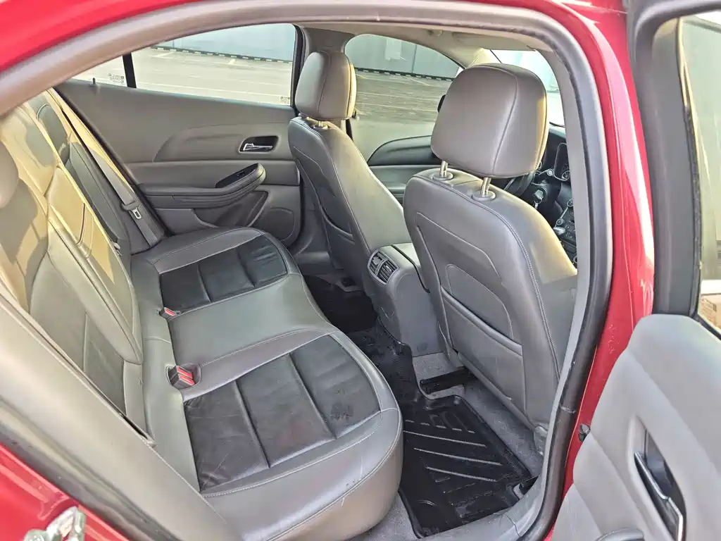 Chevrolet Malibu — миниатюра 11