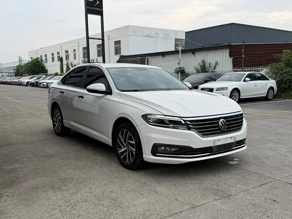 Volkswagen Lavida — миниатюра 3