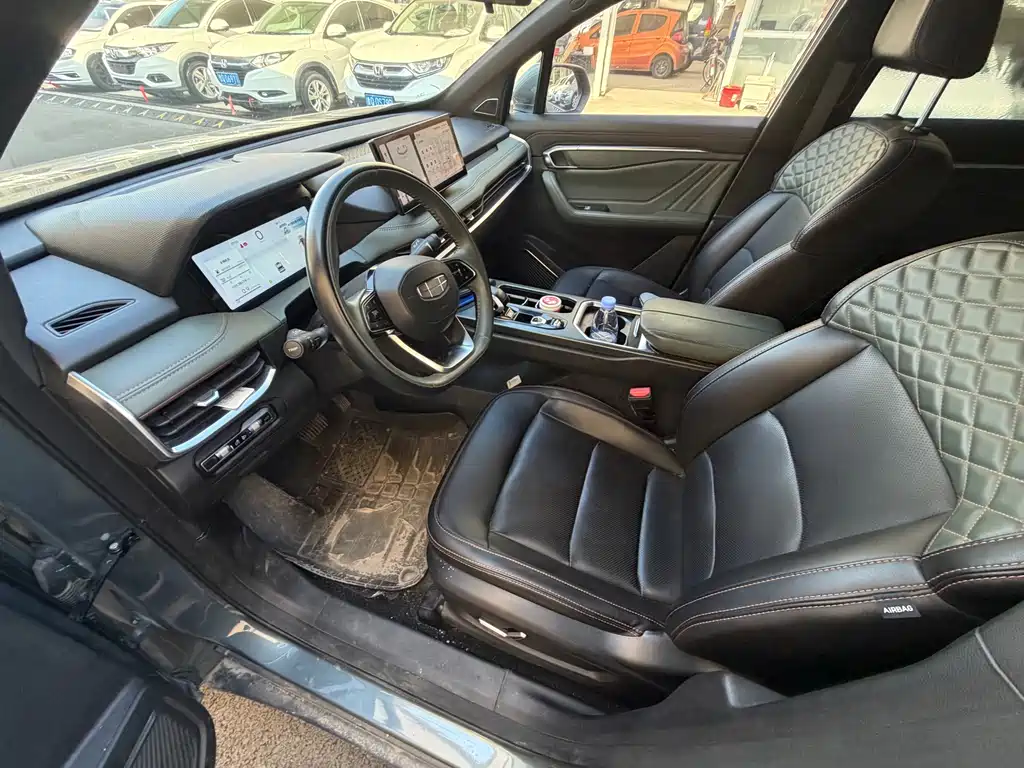 Geely Haoyue L — миниатюра 9